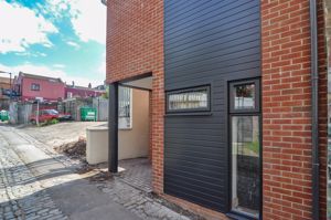 Photo 13- click for photo gallery